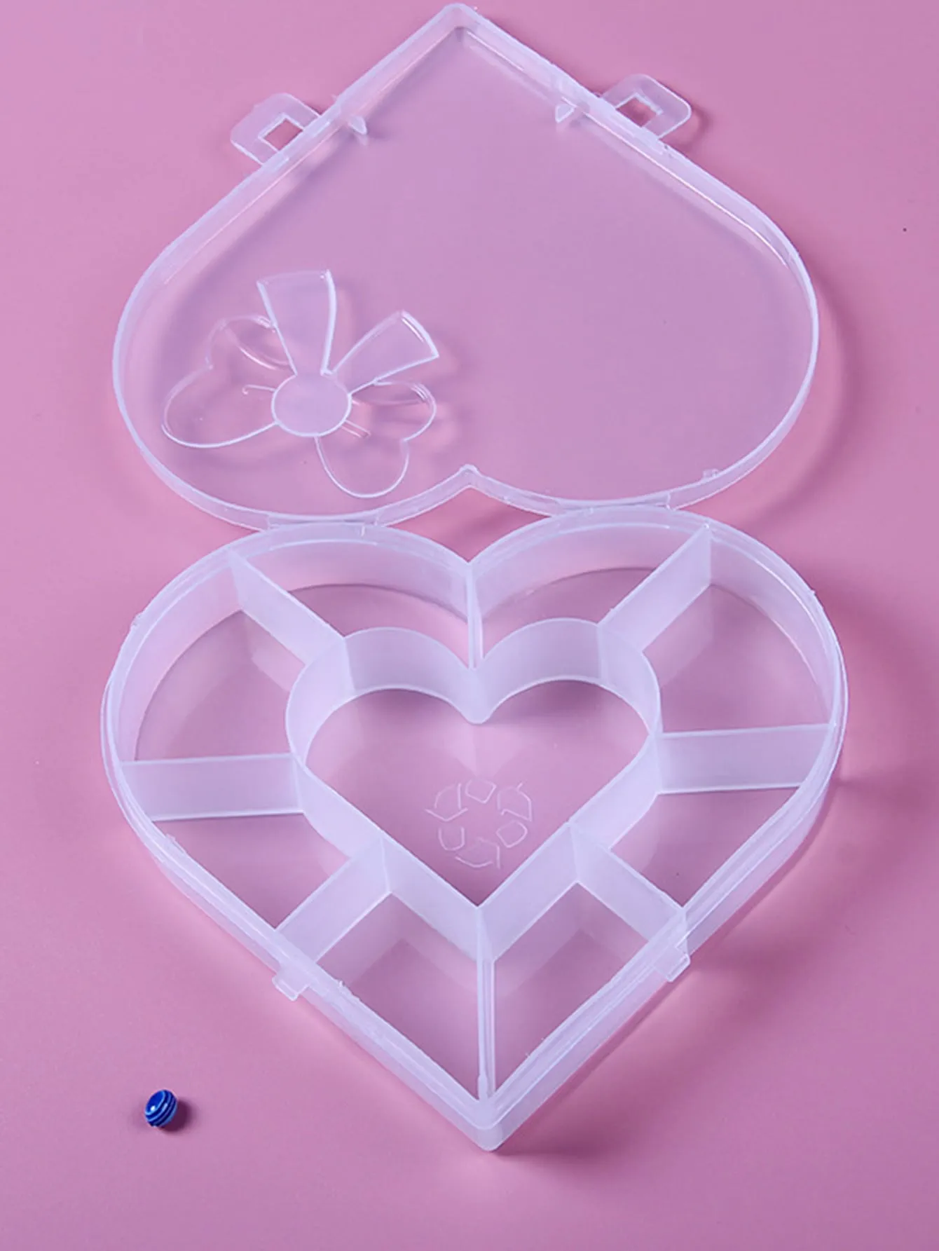 1pc Heart Shaped Desk Storage Box