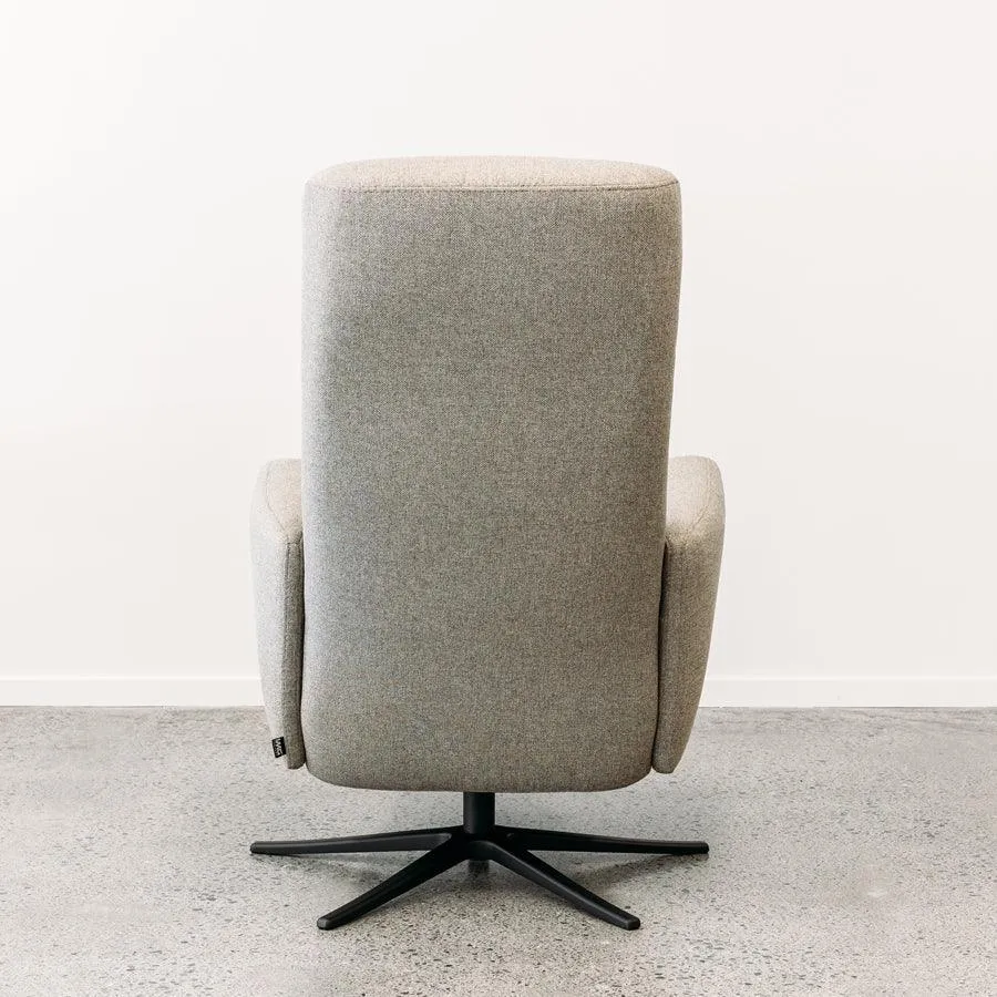 IMG Space 2100 Chair Manual Integrated - Warwick Oden Ash