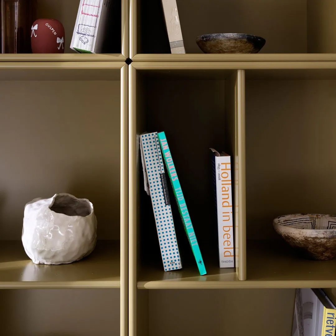 Read Bookcase - Plinth