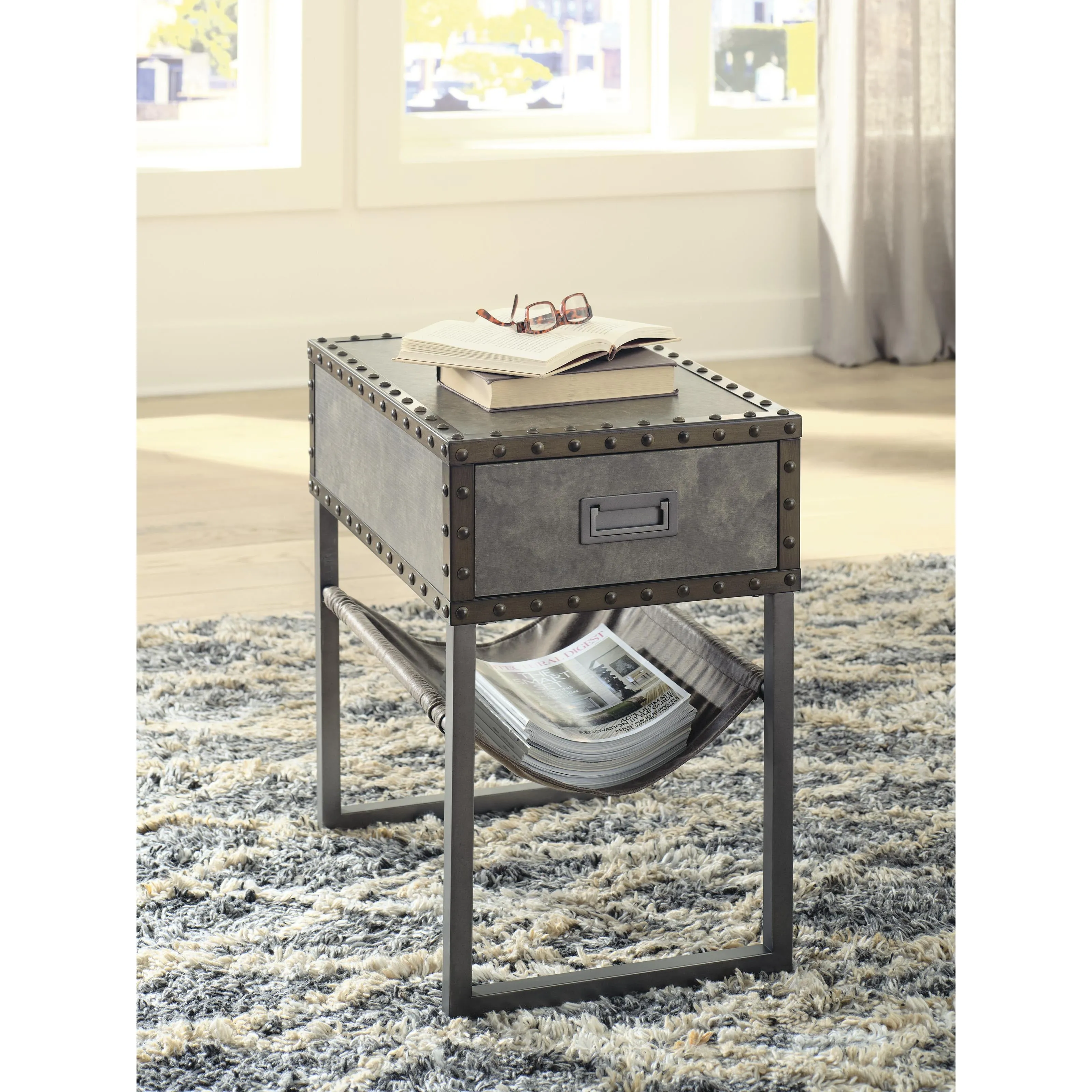 Signature Design by Ashley Derrylin End Table T973-7